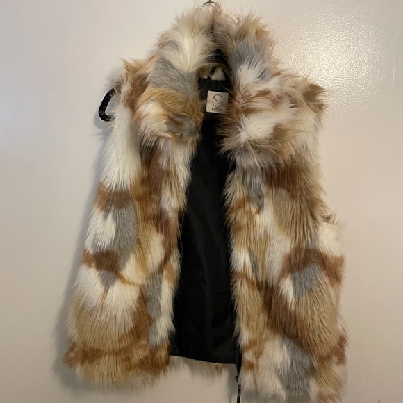S13/NYC Faux Fur Vest, XL, brown, white and gray. Used, good condition - Picture 2 of 6